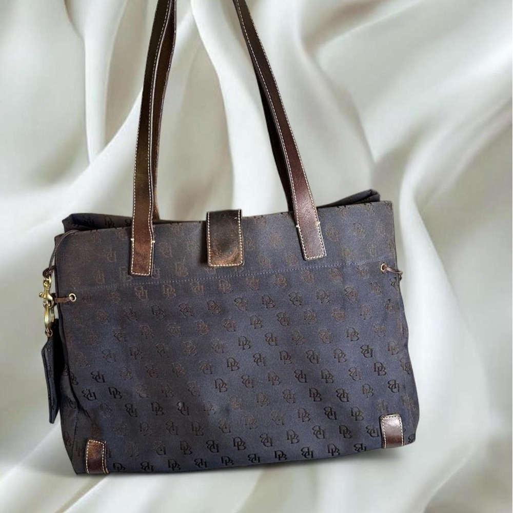 Dooney & Bourke navy blue monogram canvas tote bag brown leather trim y2k